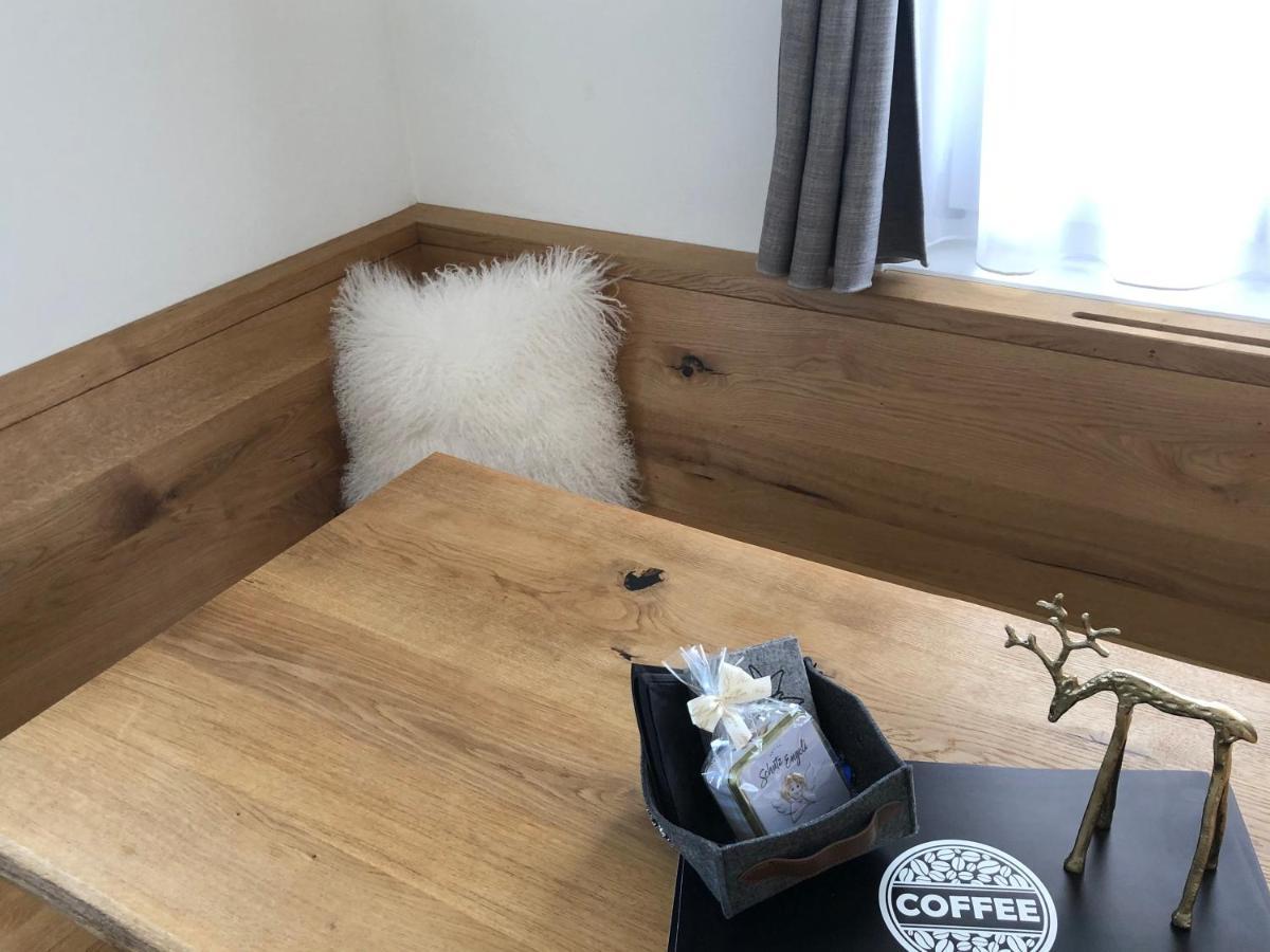 Renovated 3 Rooms Apartment In Ruschein Near Laax Exterior foto
